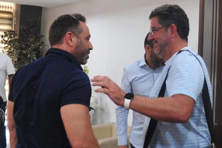 روي فيتوريا - حازم امام